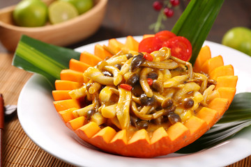 南瓜珍菌泰国菜东南亚美食