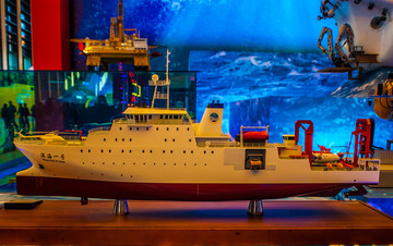 深海一号科考船展览模型