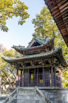 中国古代用来祭祀先贤的祠堂