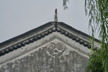 古建筑屋顶脊饰
