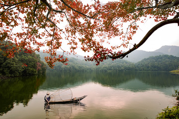 枫红仙女湖