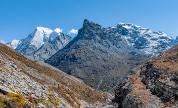 亚丁雪山