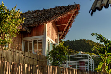 度假竹屋草房