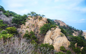 千山无量观景区莲花山陡立群山峰