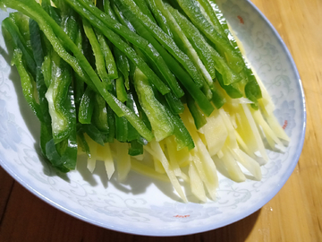 土豆青椒丝