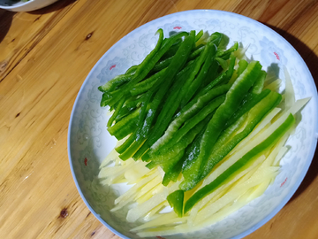 土豆青椒丝
