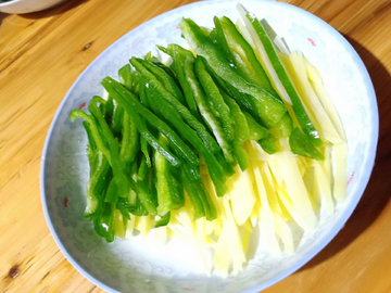 土豆青椒丝
