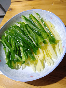 土豆青椒丝