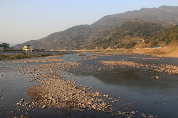 浅水河滩