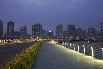 海边夜景