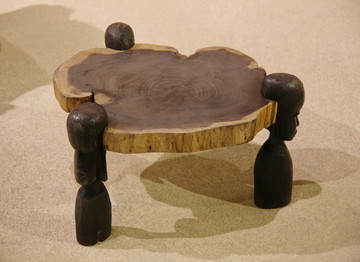 非洲三角木桌人体腿