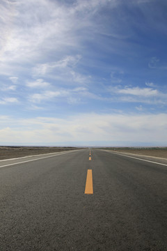 大漠公路戈壁滩公路
