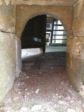 老屋狗洞视野