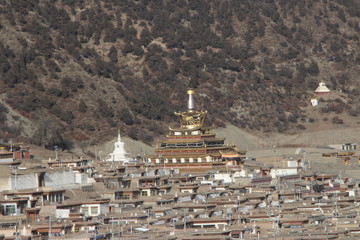 贡巴寺