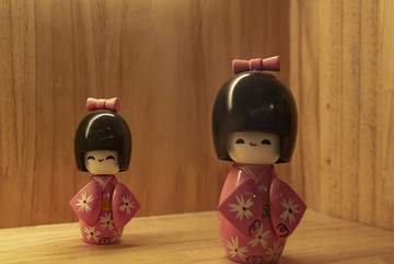 日本瓷娃娃