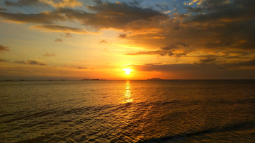 海上日落