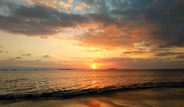 海上日落