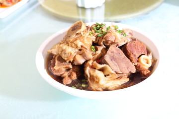红烧猪蹄膀