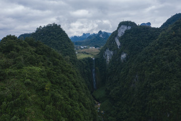 广西通灵大峡谷