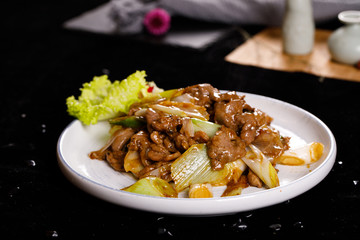 小炒牛肉