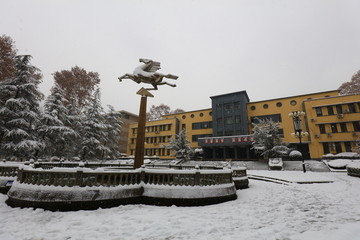 武汉理工大学