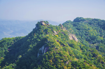 千山小黄山玉霞峰山峰山脉