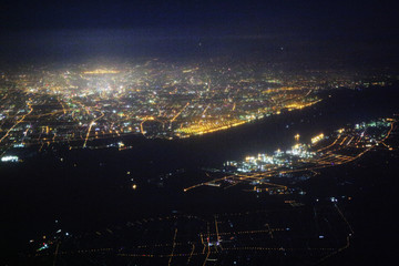 俯瞰上海长江口夜景