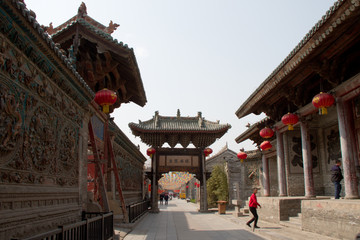 韩城城隍庙门前木牌楼