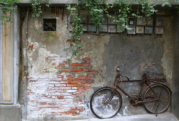 老自行车怀旧场景