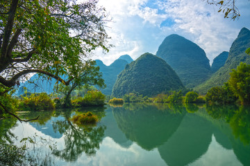 阳朔遇龙河风光