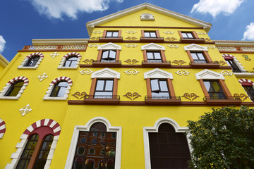 黄色的楼房