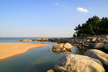 青岛崂山海滨风光