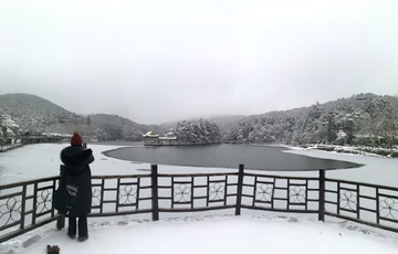 庐山雪景