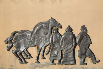 波斯马队商人浮雕像