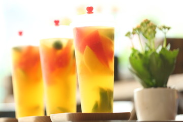 鲜果茶