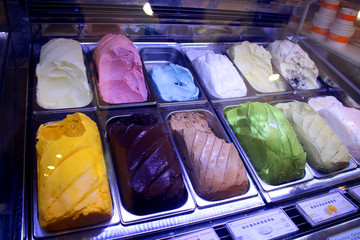 各种口味冰淇淋