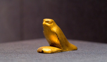 古埃及猫头鹰雕塑