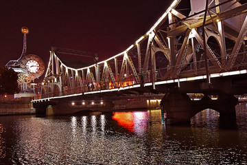 天津海河解放桥夜景