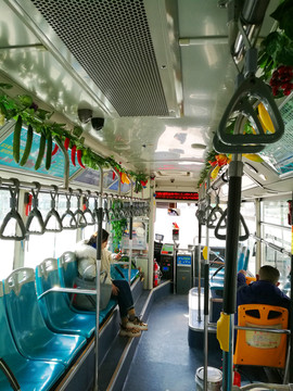 公交车装饰
