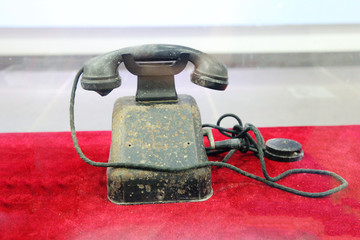 抗战时期新四军使用过的电话机