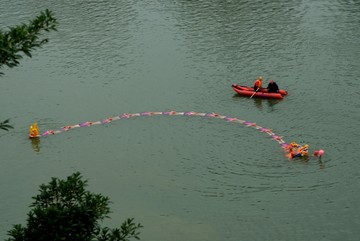 花样游泳