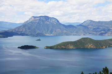 泸沽湖