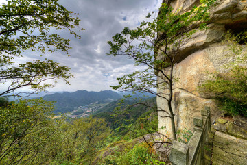 建德大慈岩山崖风光