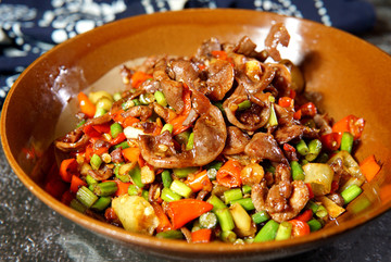 小炒鸡胗
