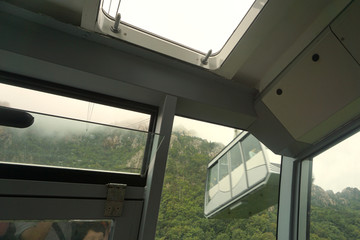 韩国雪岳山国家公园索道缆车