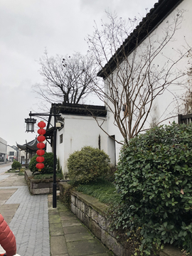白墙黑瓦