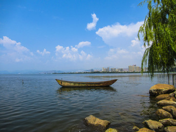洱海渔船