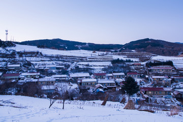 松岭雪村