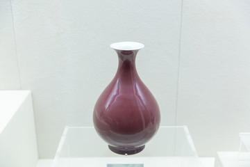 山西博物院清代祭红玉壶春瓶