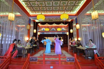 中国古代宫廷歌舞